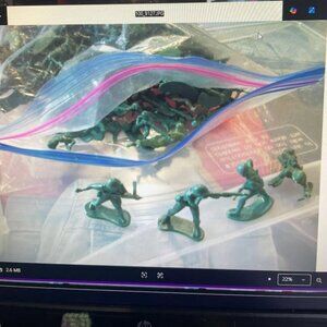 GALLON BAG ABOUT 1/2 FULL OF ARMY MEN - ITEM # 5 - 30